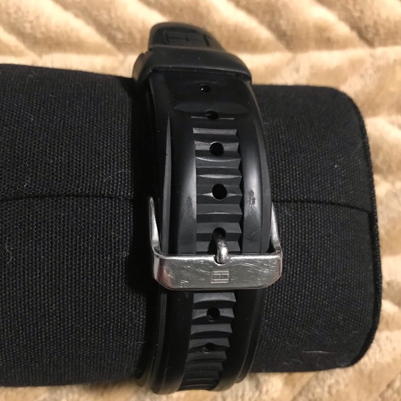 Tommy Hilfiger watch - Picture 5 of 7
